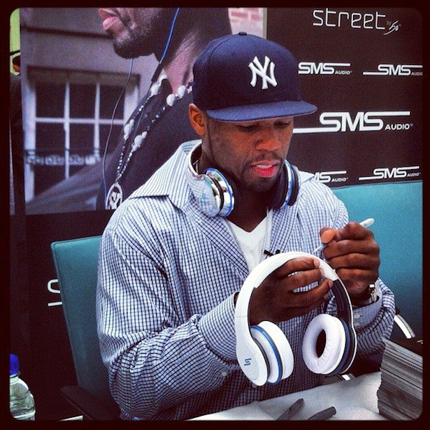 50 Cent и наушники SMS Audio STREET