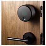 August — «умный» замок от компании Jawbone 