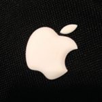 Apple подарила сотрудникам по рюкзаку
