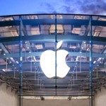 В Apple Store появятся новые витрины для аксессуаров