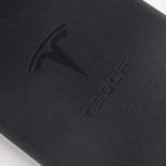Tesla представила чехлы для iPhone 6s и iPhone 6s Plus