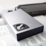 Аксессуар Xpress-PRO заменит внешний накопитель и аккумулятор для смартфона