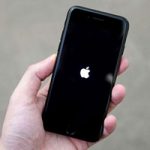Что делать если iPhone завис на логотопе Apple