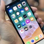 В сети появились первые обзоры iPhone X