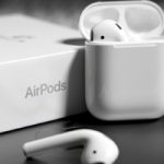 Новый чехол от AirPods поможет зарядить iPhone