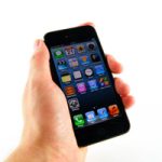 Владельцы iPhone 5 начали получать уведомления о необходимости обновить iOS