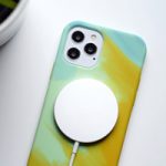 MagSafe заряжает iPhone в два раза медленнее, чем проводной адаптер