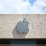 Apple приостанавливает найм новых сотрудников