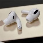 Apple хочет, чтобы AirPods могли заменить слуховой аппарат